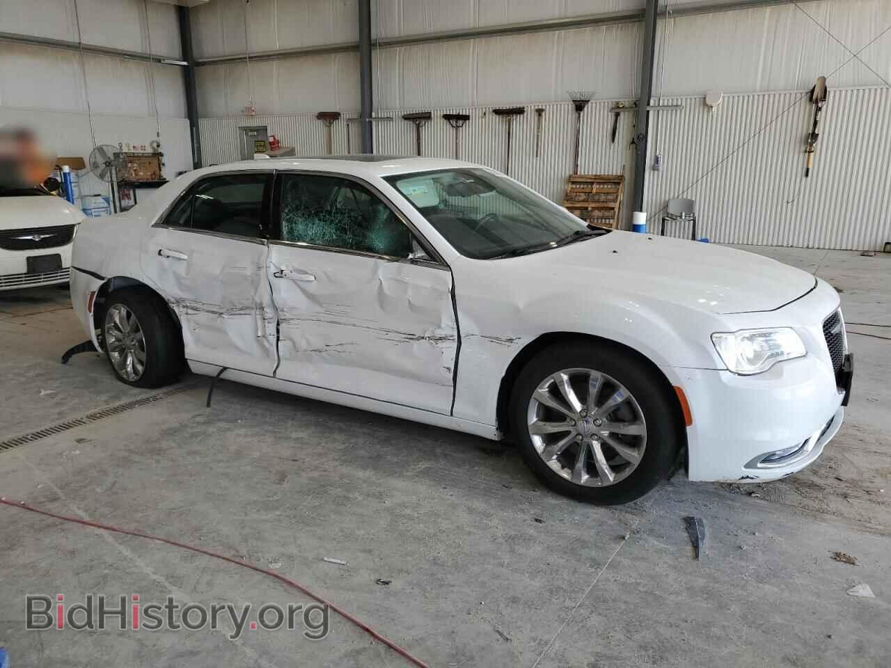 2015 CHRYSLER 300 - VIN: 2C3CCARG4FH830886 - Фото 4