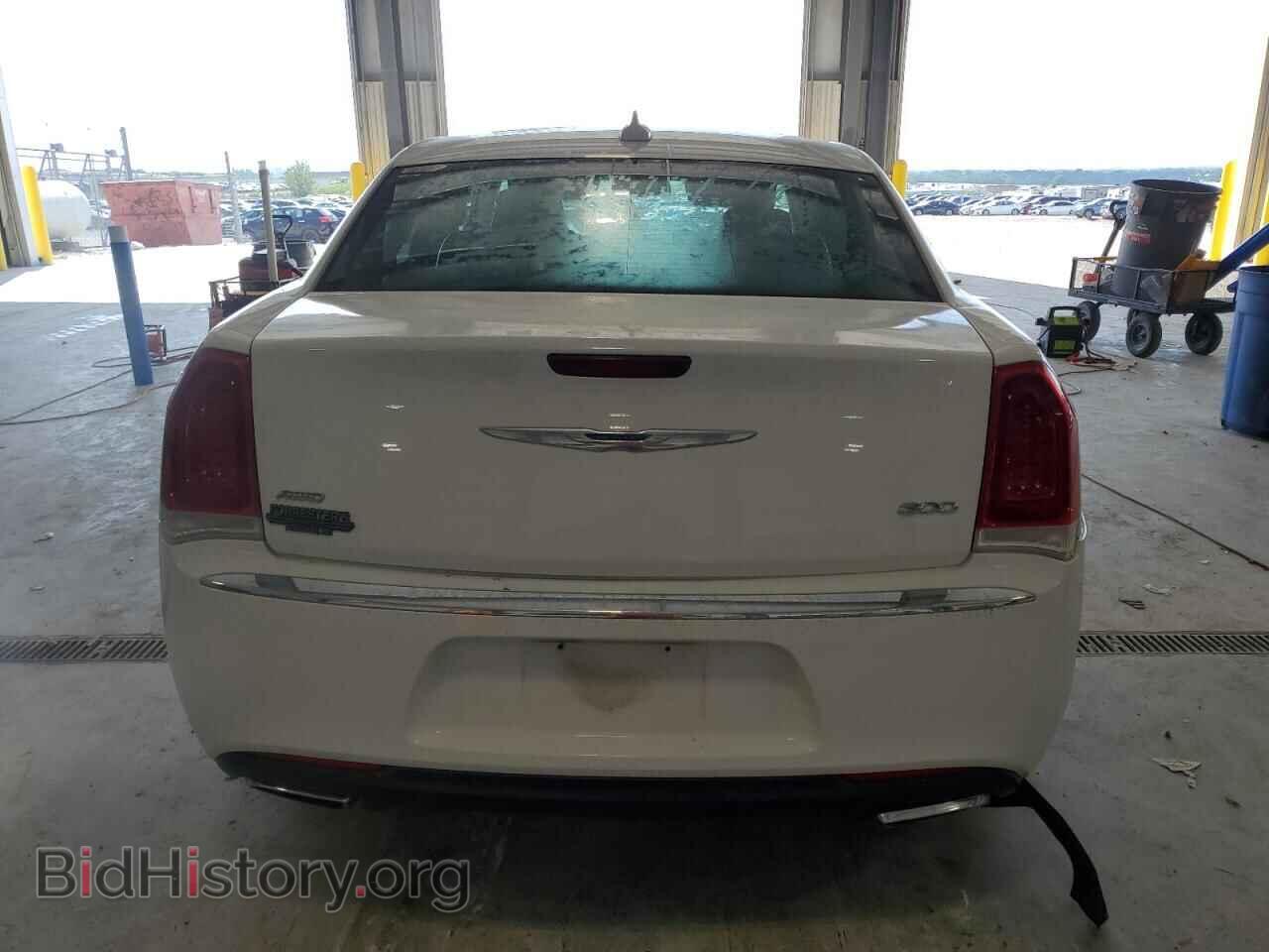 2015 CHRYSLER 300 - VIN: 2C3CCARG4FH830886 - Фото 6