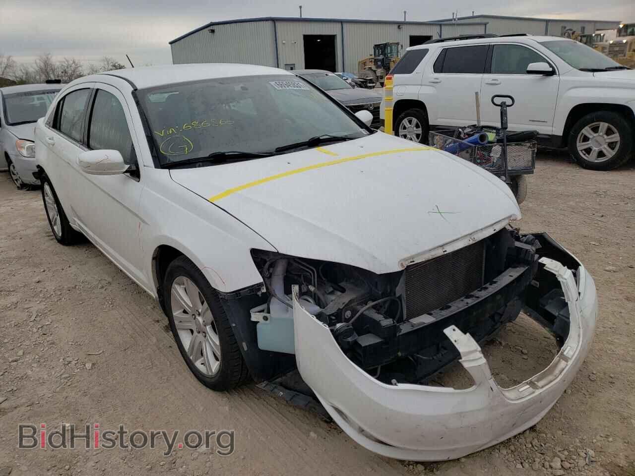 Фотография 1C3CCBAB8DN686866 - CHRYSLER 200 2013