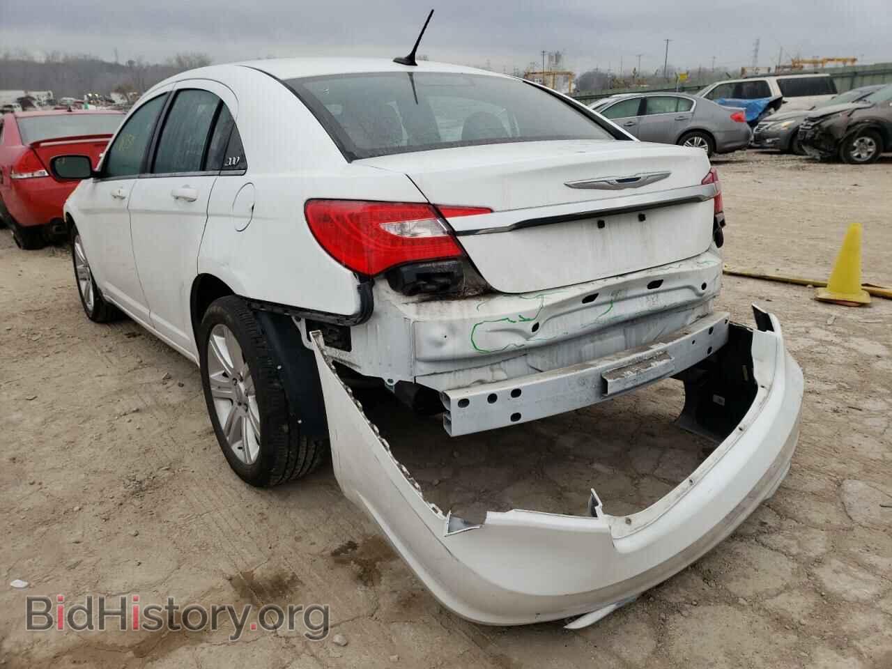 2013 CHRYSLER 200 - VIN: 1C3CCBAB8DN686866 - Фото 3