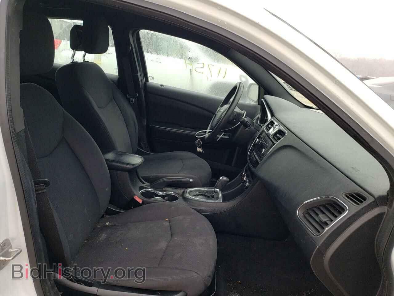 2013 CHRYSLER 200 - VIN: 1C3CCBAB8DN686866 - Фото 5