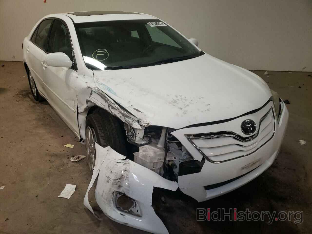 Photo 4T4BF3EK7BR167312 - TOYOTA CAMRY 2011