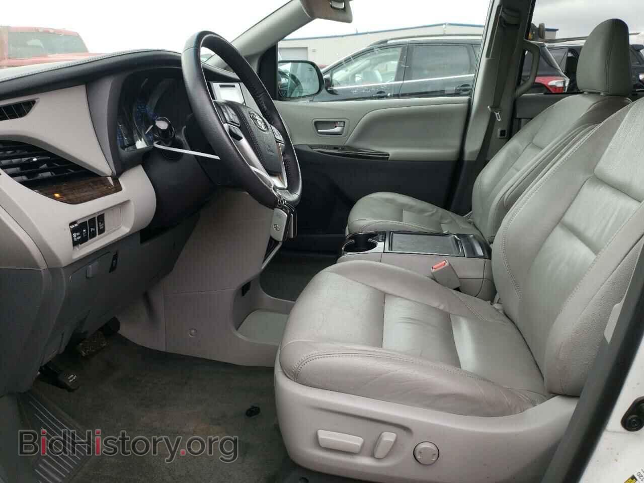 2017 TOYOTA All Models - VIN: 5TDYZ3DC3HS842404 - Фото 7