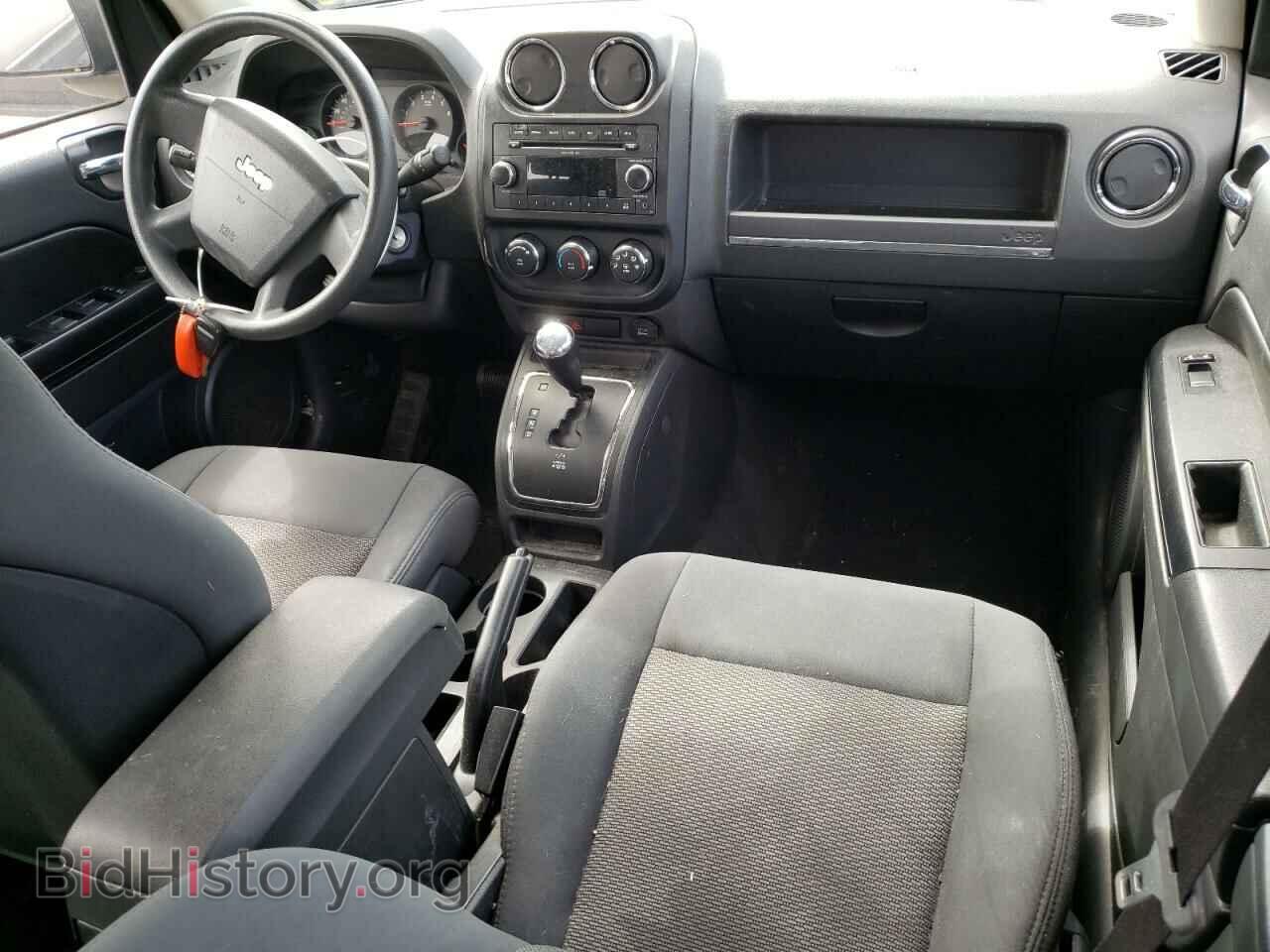 2010 JEEP COMPASS - VIN: 1J4NF4FB4AD649728 - Фото 8