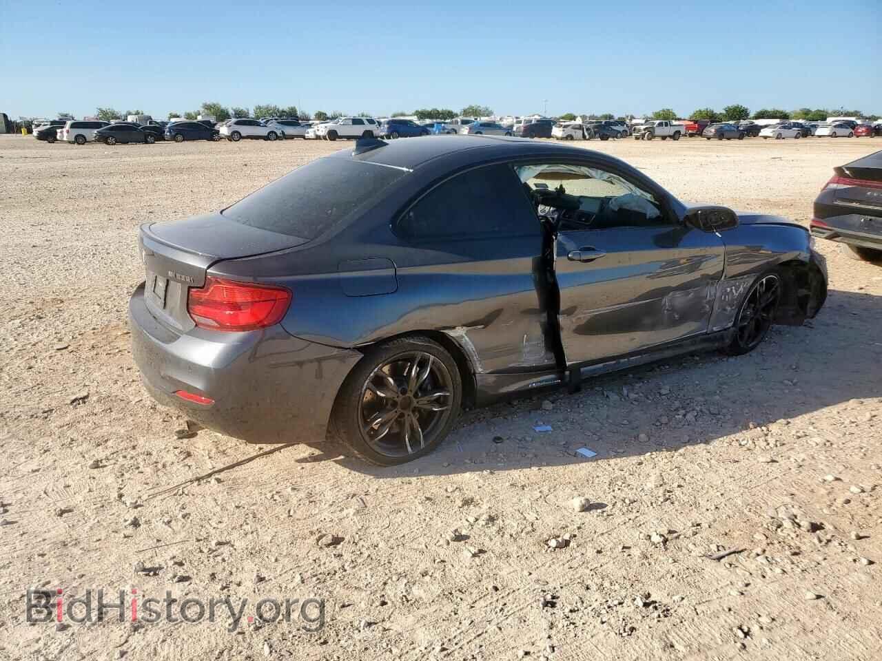 2015 BMW M2 - VIN: WBA1J7C51FV253838 - Фото 3