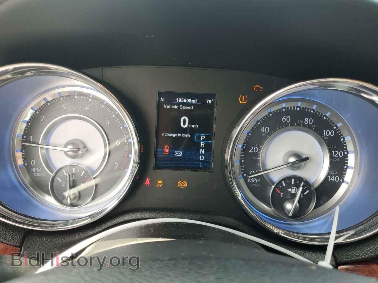 2014 CHRYSLER 300 - VIN: 2C3CCAAG1EH275759 - Фото 9