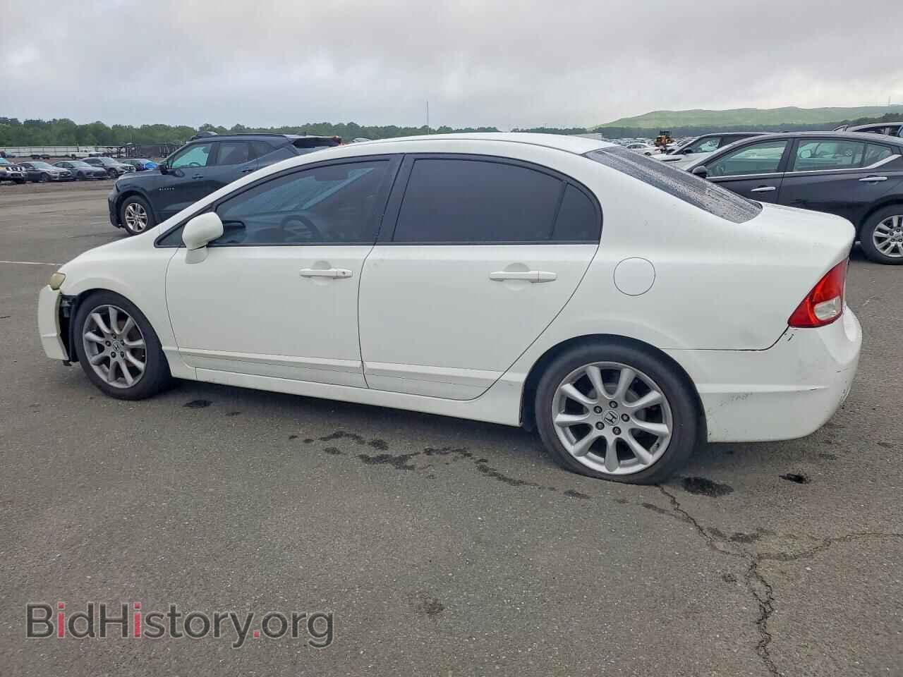 2011 HONDA CIVIC - VIN: 2HGFA1F50BH306499 - Photo 2