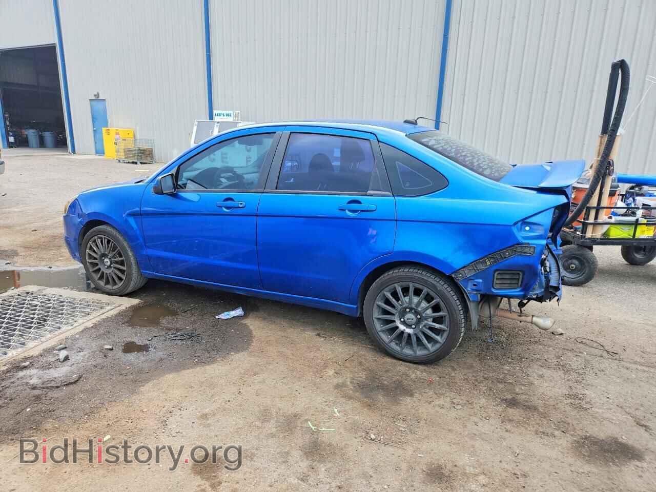 2011 FORD FOCUS - VIN: 1FAHP3GN2BW184820 - Photo 2