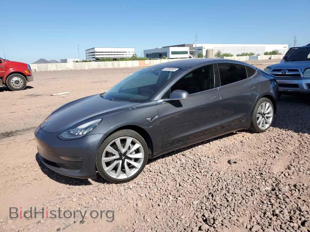 Фотография 5YJ3E1EA1JF092762 - TESLA MODEL 3 2018