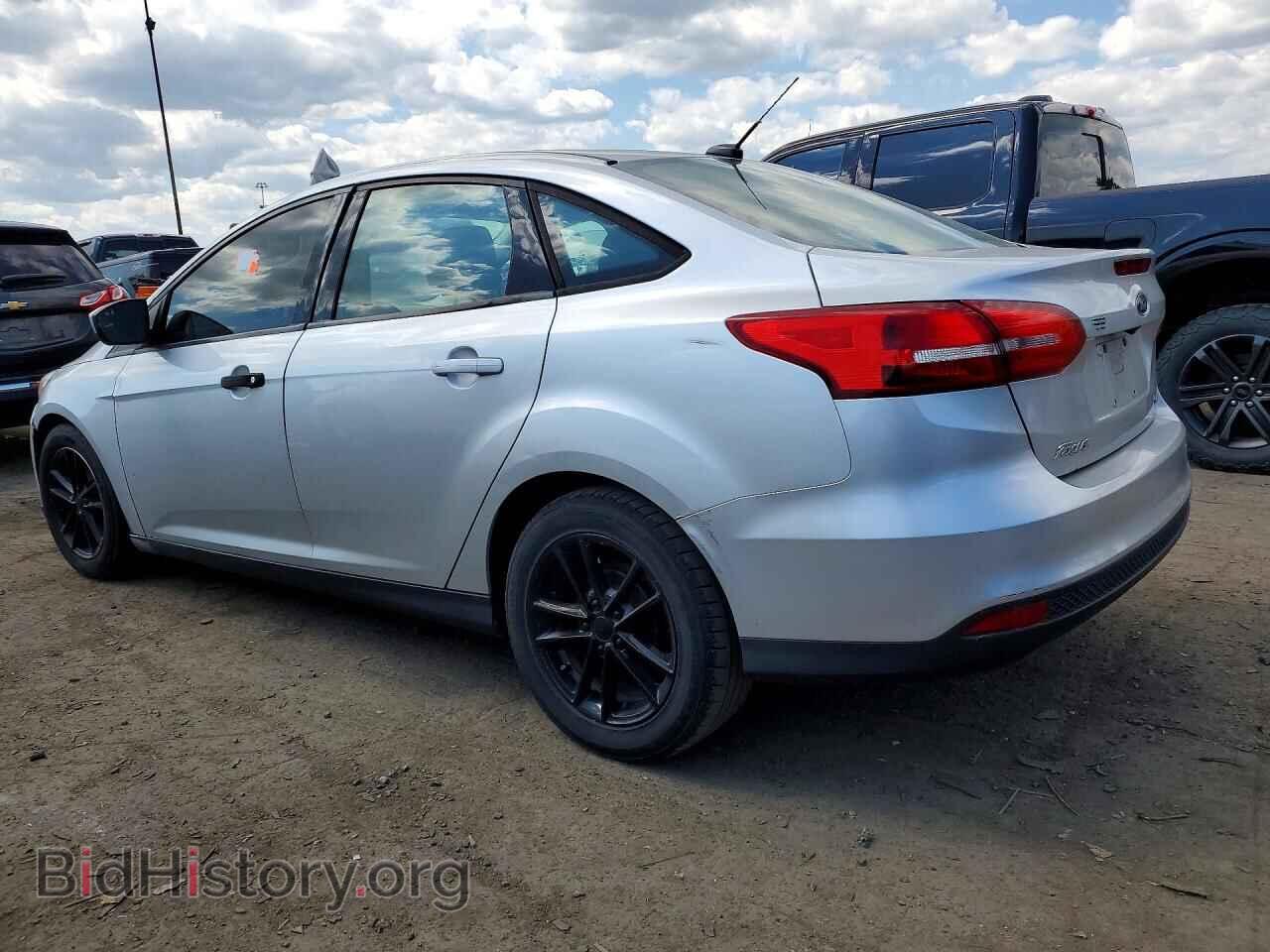 2018 FORD FOCUS - VIN: 1FADP3F2XJL206679 - Фото 2