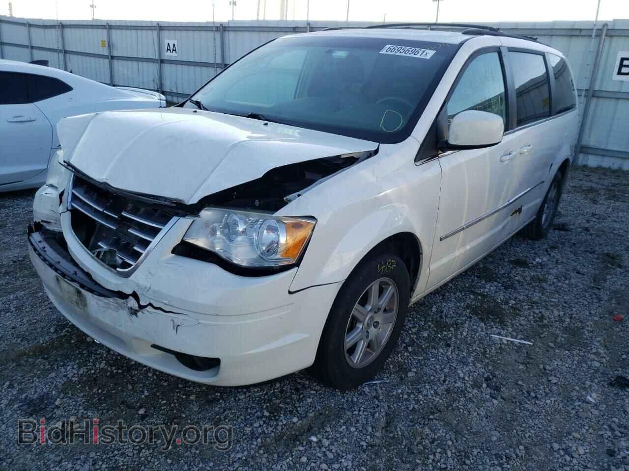 2010 CHRYSLER MINIVAN - VIN: 2A4RR5D18AR150582 - Фото 2