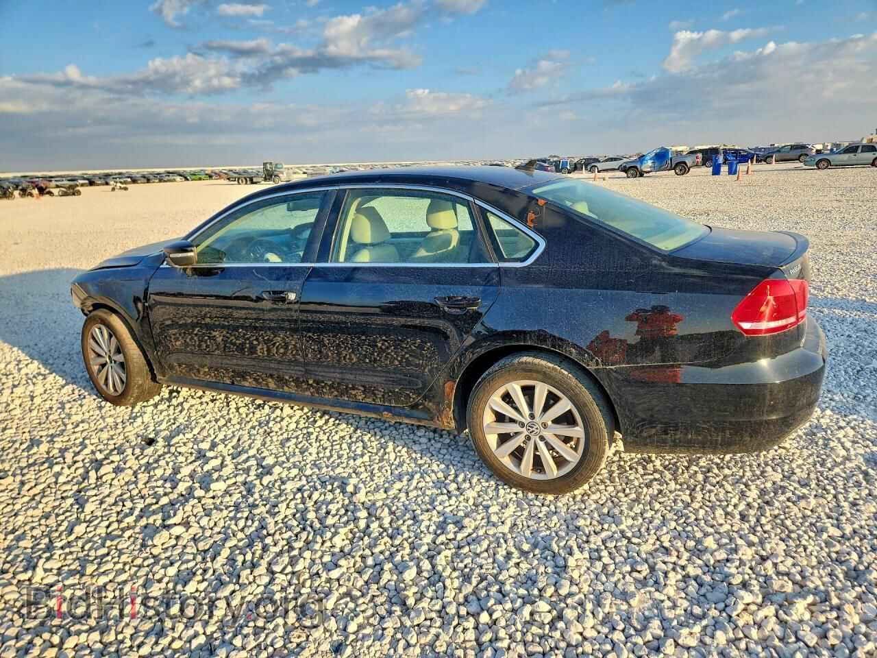 2012 VOLKSWAGEN PASSAT - VIN: 1VWBN7A32CC079375 - Photo 2
