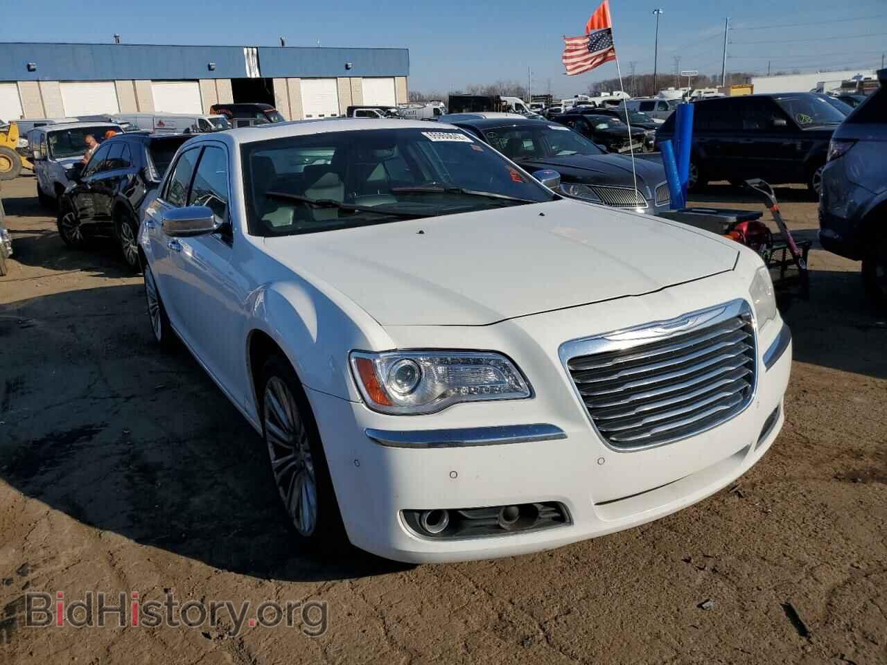 Photo 2C3CA5CG6BH549771 - CHRYSLER 300 2011