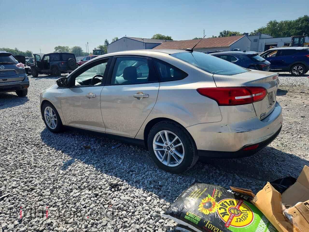 2017 FORD FOCUS - VIN: 1FADP3F2XHL331952 - Photo 2