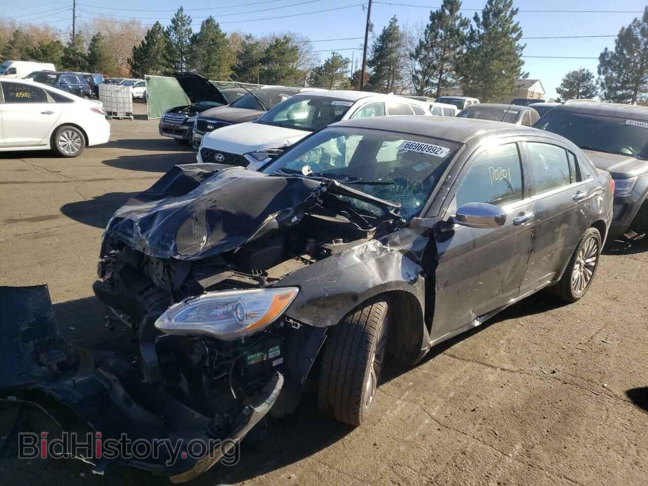 2012 CHRYSLER 200 - VIN: 1C3CCBCG6CN304647 - Фото 2