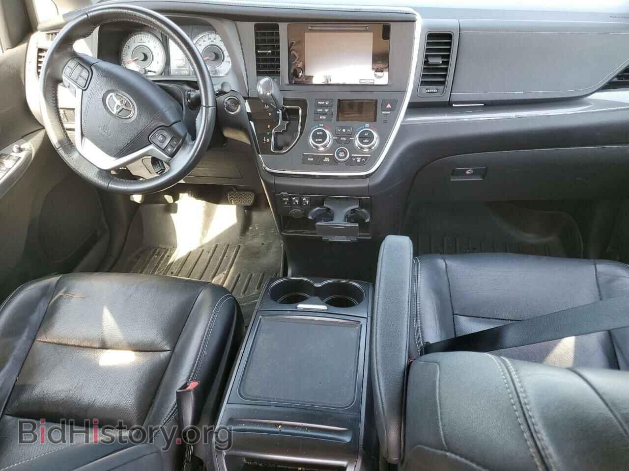2017 TOYOTA SIENNA - VIN: 5TDXZ3DC8HS885292 - Фото 8