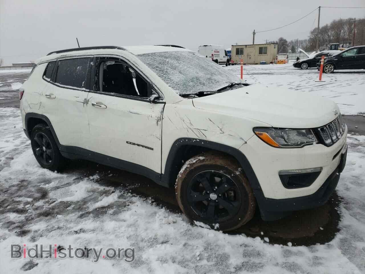 2018 JEEP COMPASS - VIN: 3C4NJDBB0JT262369 - Фото 4