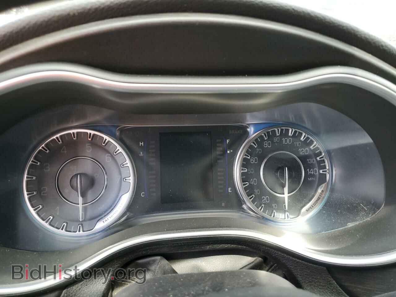 2016 CHRYSLER 200 - VIN: 1C3CCCAB7GN110633 - Фото 9