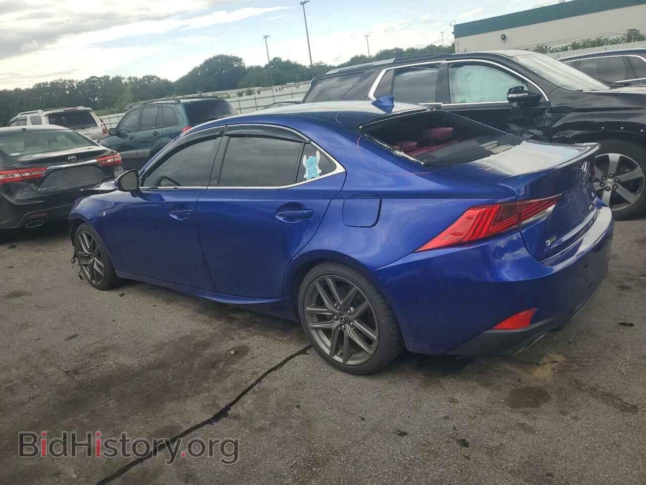 2018 LEXUS IS - VIN: JTHC81D22J5026111 - Фото 2