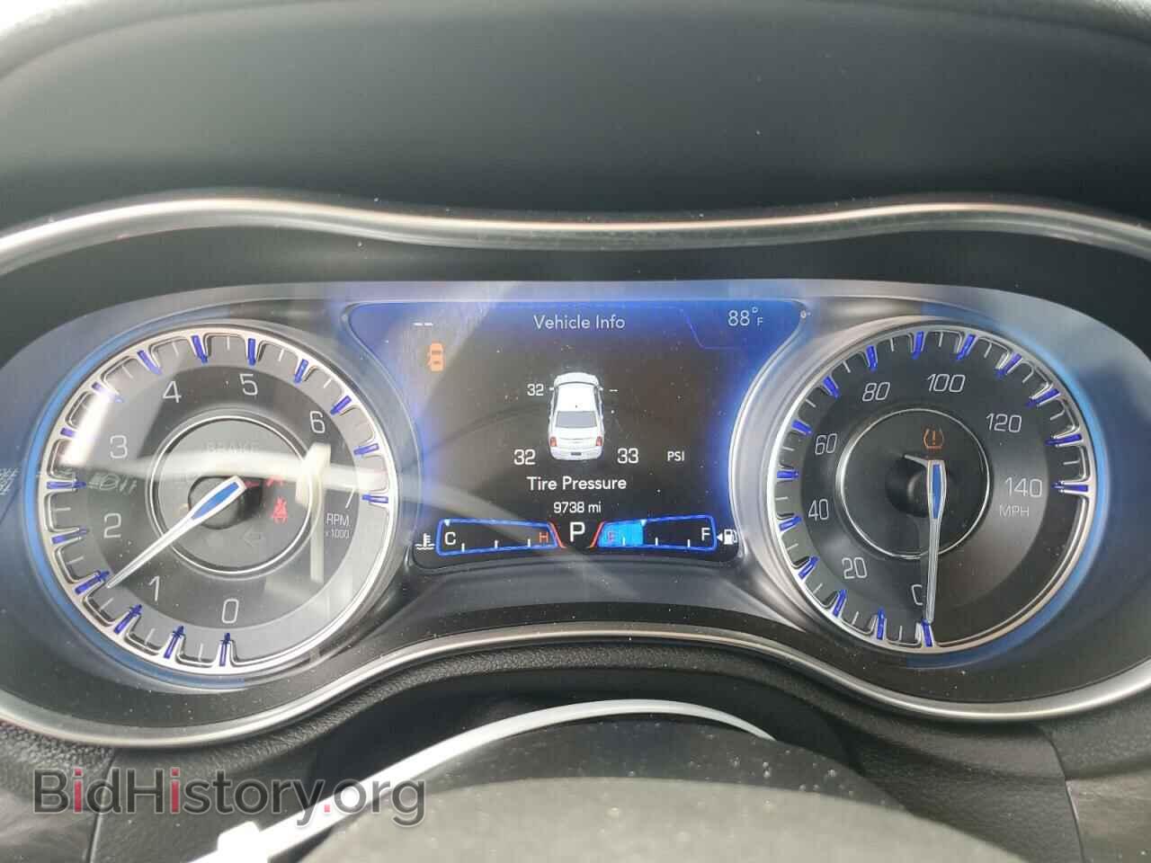 2019 CHRYSLER 300 - VIN: 2C3CCARG5KH698604 - Фото 9