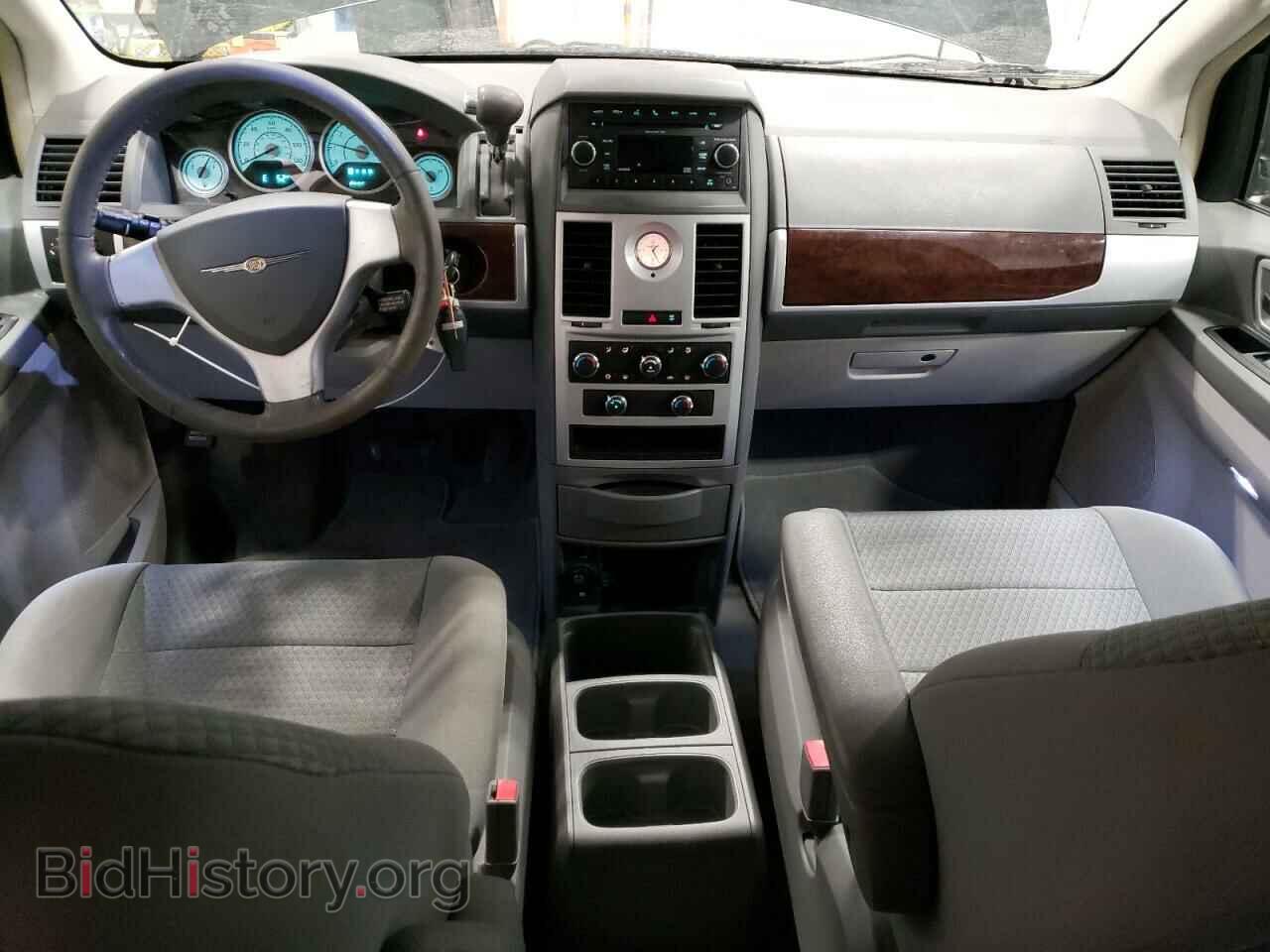 2010 CHRYSLER MINIVAN - VIN: 2A4RR5D14AR138106 - Фото 8
