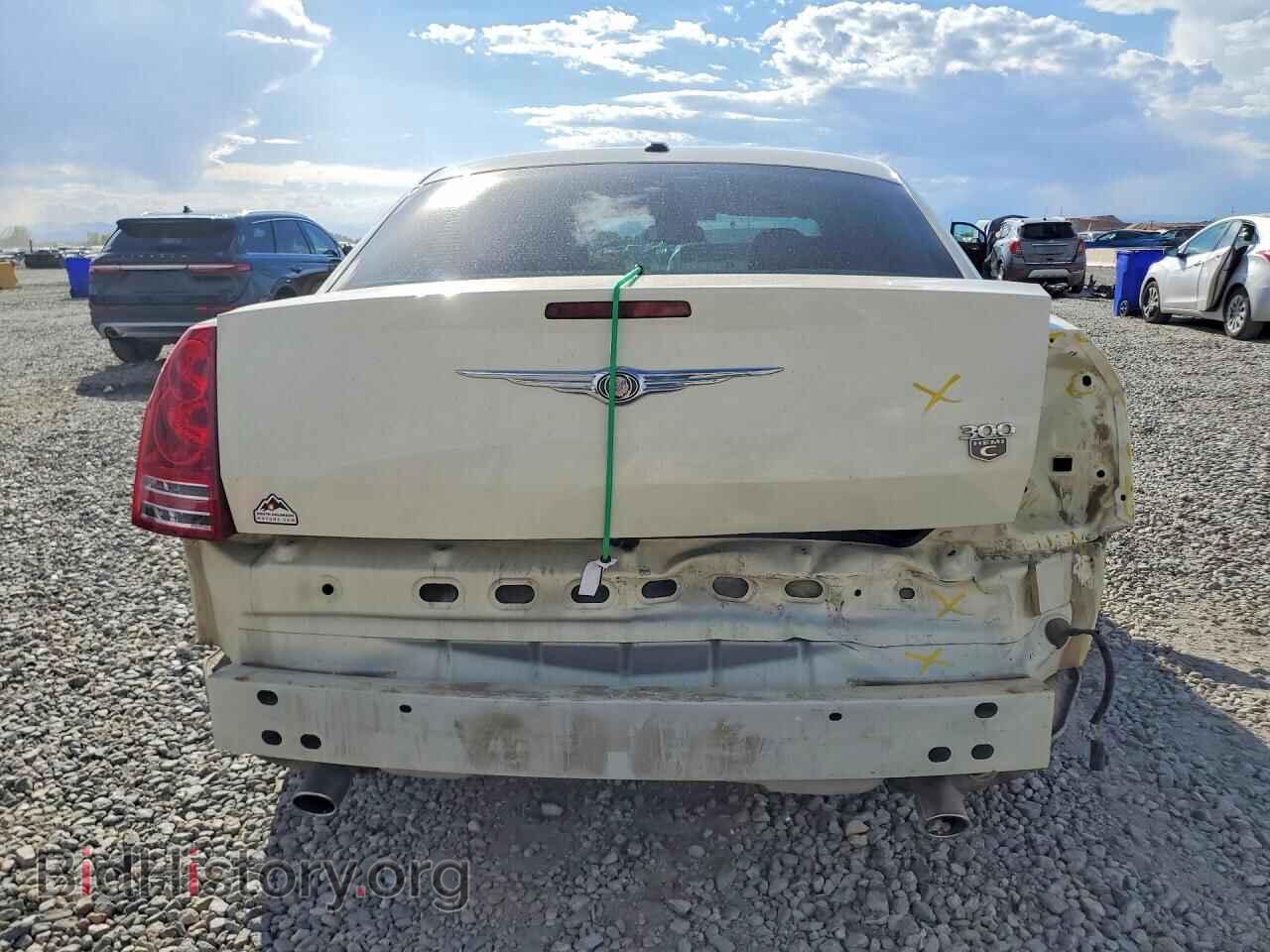 2010 CHRYSLER 300 - VIN: 2C3CA6CT8AH126224 - Photo 6