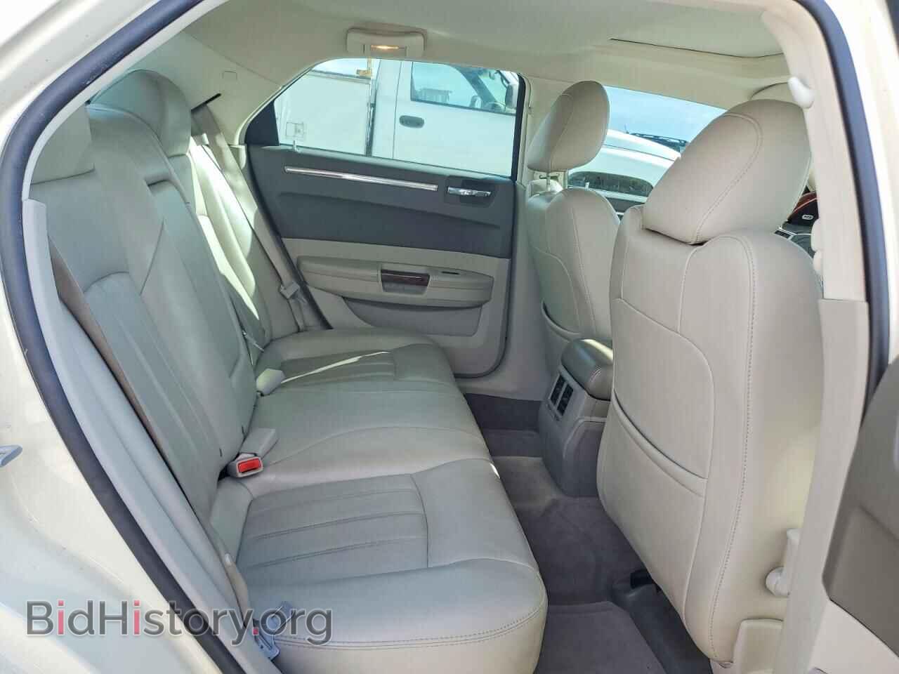 2010 CHRYSLER 300 - VIN: 2C3CA6CT8AH126224 - Photo 10