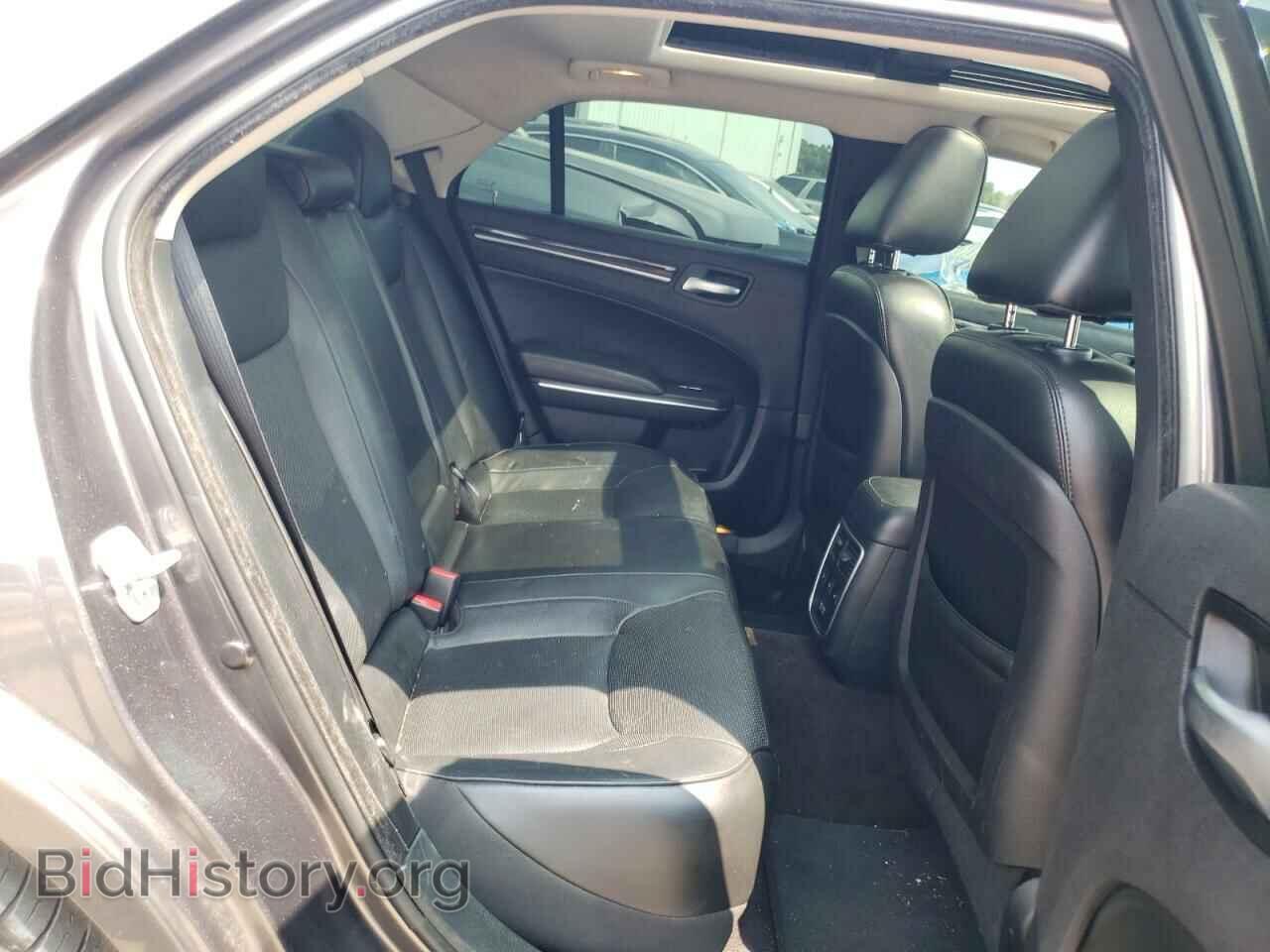 2017 CHRYSLER 300 - VIN: 2C3CCAEG0HH596643 - Фото 10