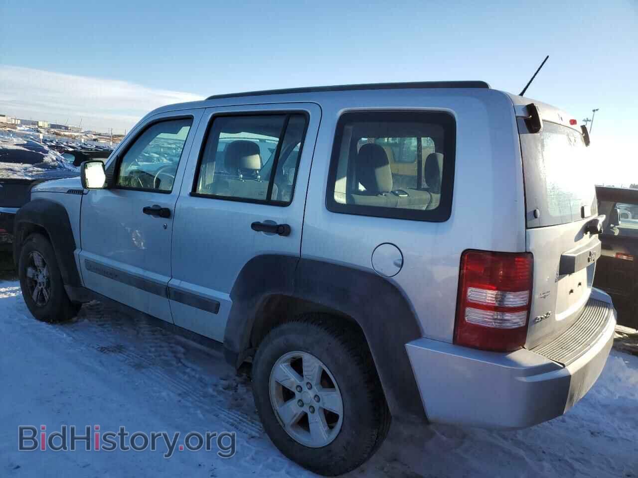 2011 JEEP LIBERTY - VIN: 1J4PN2GK3BW501963 - Фото 2