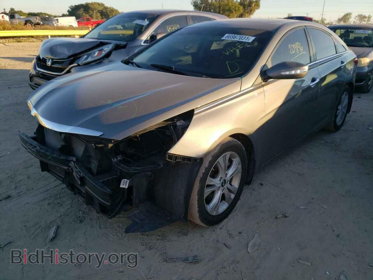 2013 HYUNDAI SONATA - VIN: 5NPEC4AC6DH572017 - Фото 2