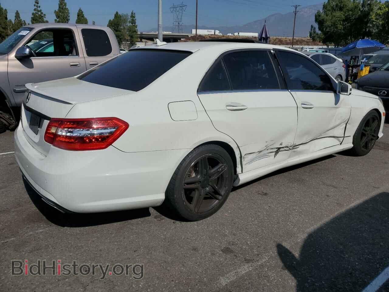 2010 MERCEDES-BENZ E-CLASS - VIN: WDDHF5GB5AA021739 - Фото 3