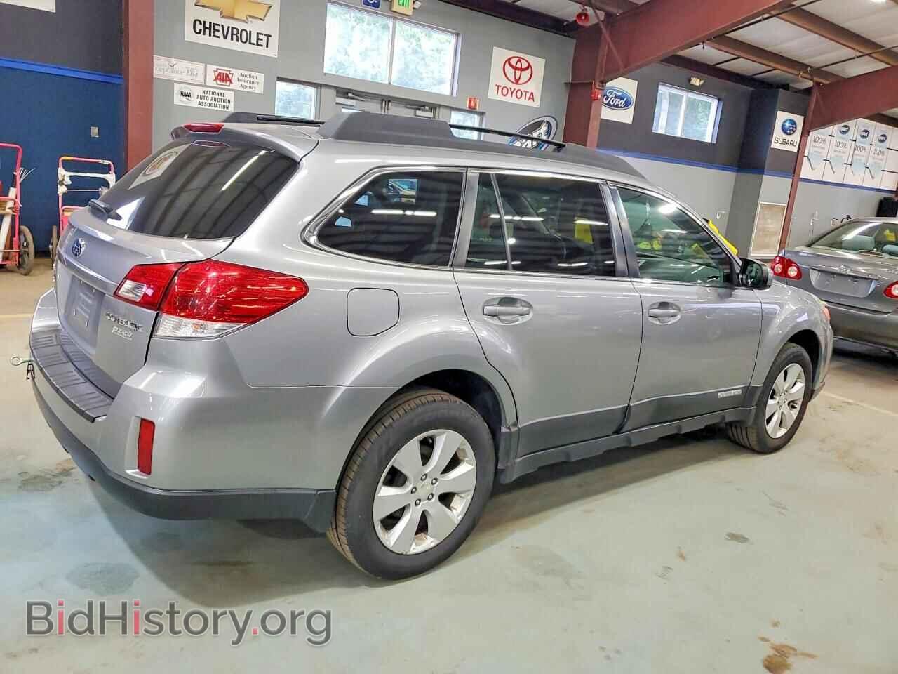 2011 SUBARU OUTBACK - VIN: 4S4BRBCC6B3325555 - Photo 3