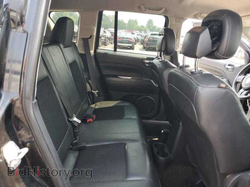 2014 Jeep COMPASS (VIN 1C4NJDEB7ED852432) — photo 10 of 15
