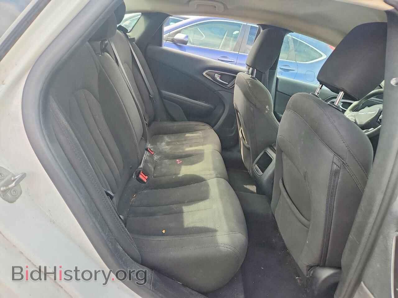 2016 CHRYSLER 200 - VIN: 1C3CCCABXGN140872 - Photo 10