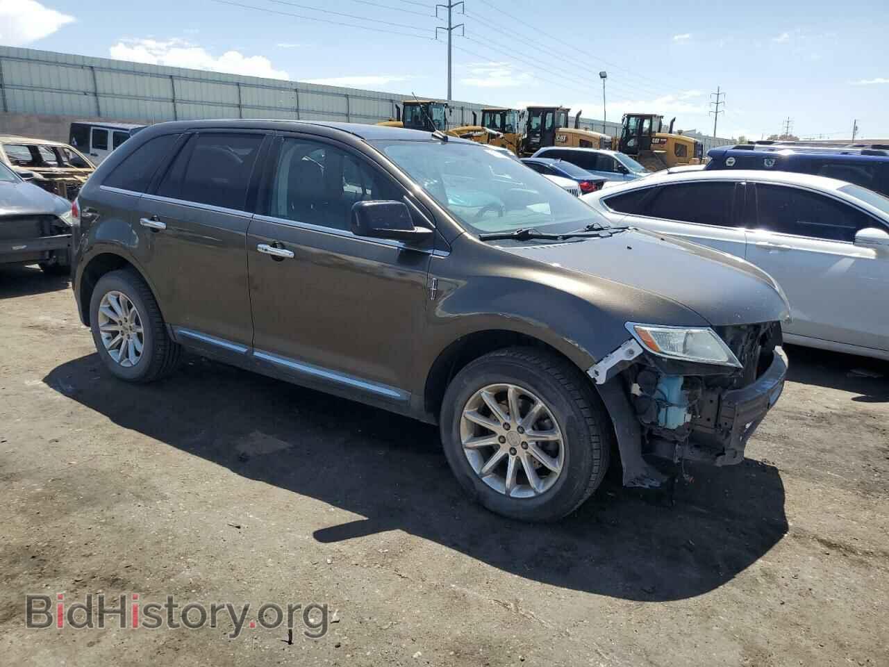 2011 LINCOLN MKX - VIN: 2LMDJ8JK3BBJ14461 - Photo 4