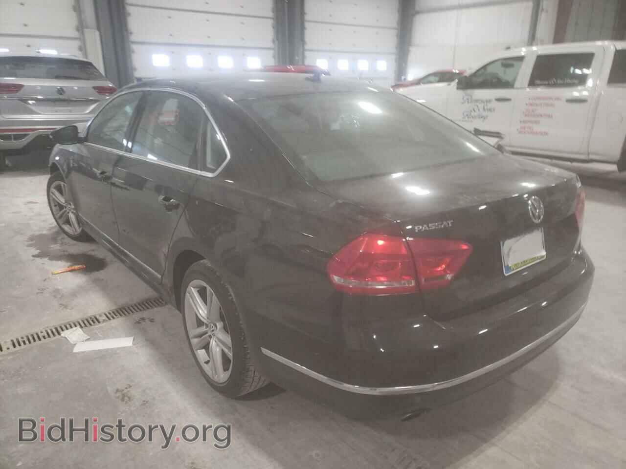 2012 VOLKSWAGEN PASSAT - VIN: 1VWCM7A32CC073230 - Фото 3
