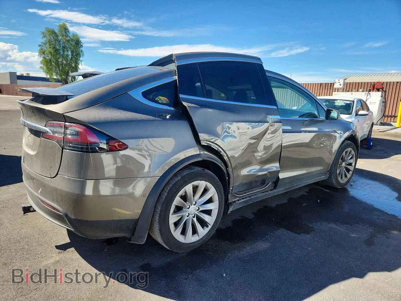 2016 TESLA MODEL X - VIN: 5YJXCBE22GF016594 - Photo 3