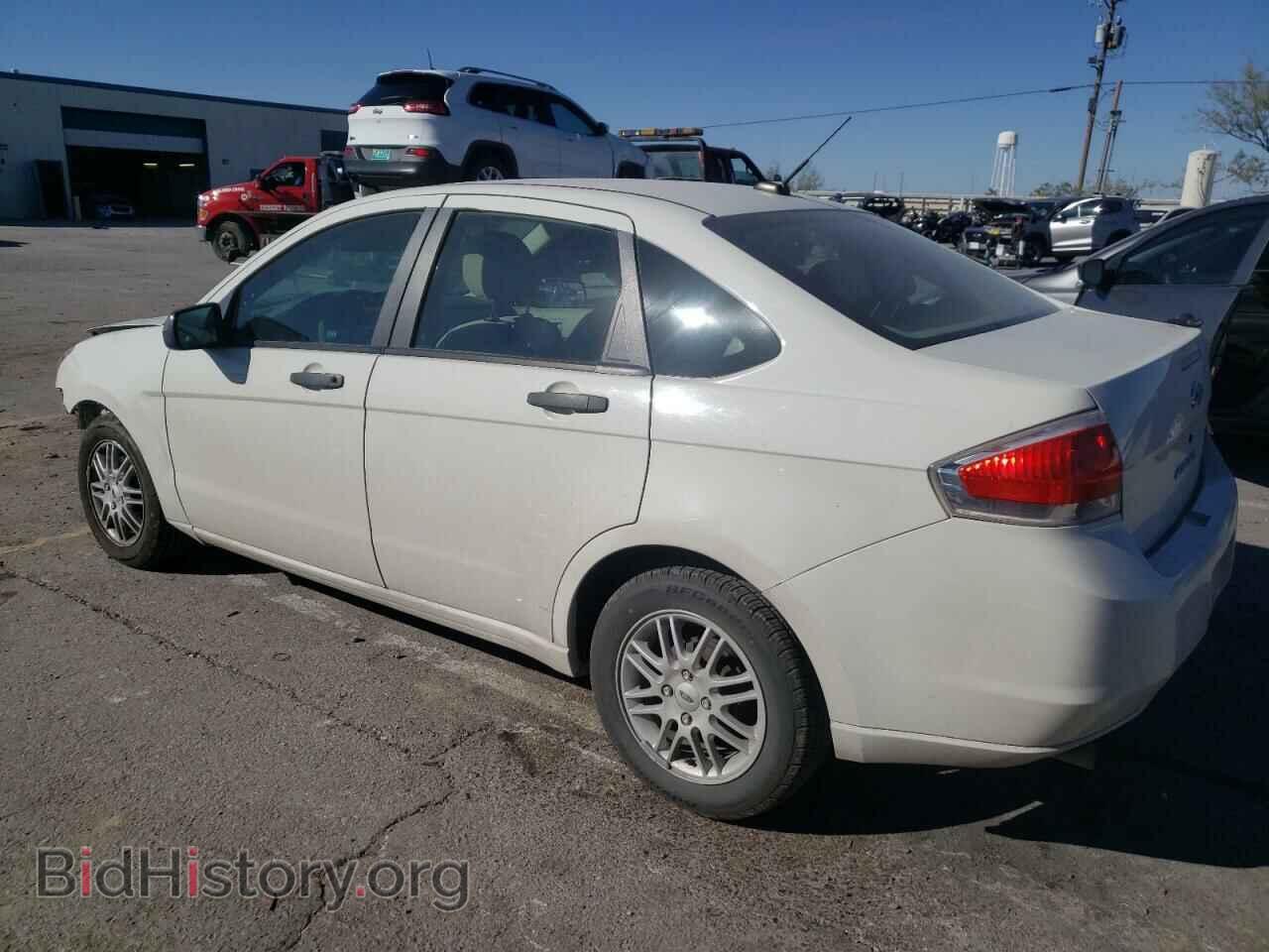2009 FORD FOCUS - VIN: 1FAHP35N89W246217 - Фото 2