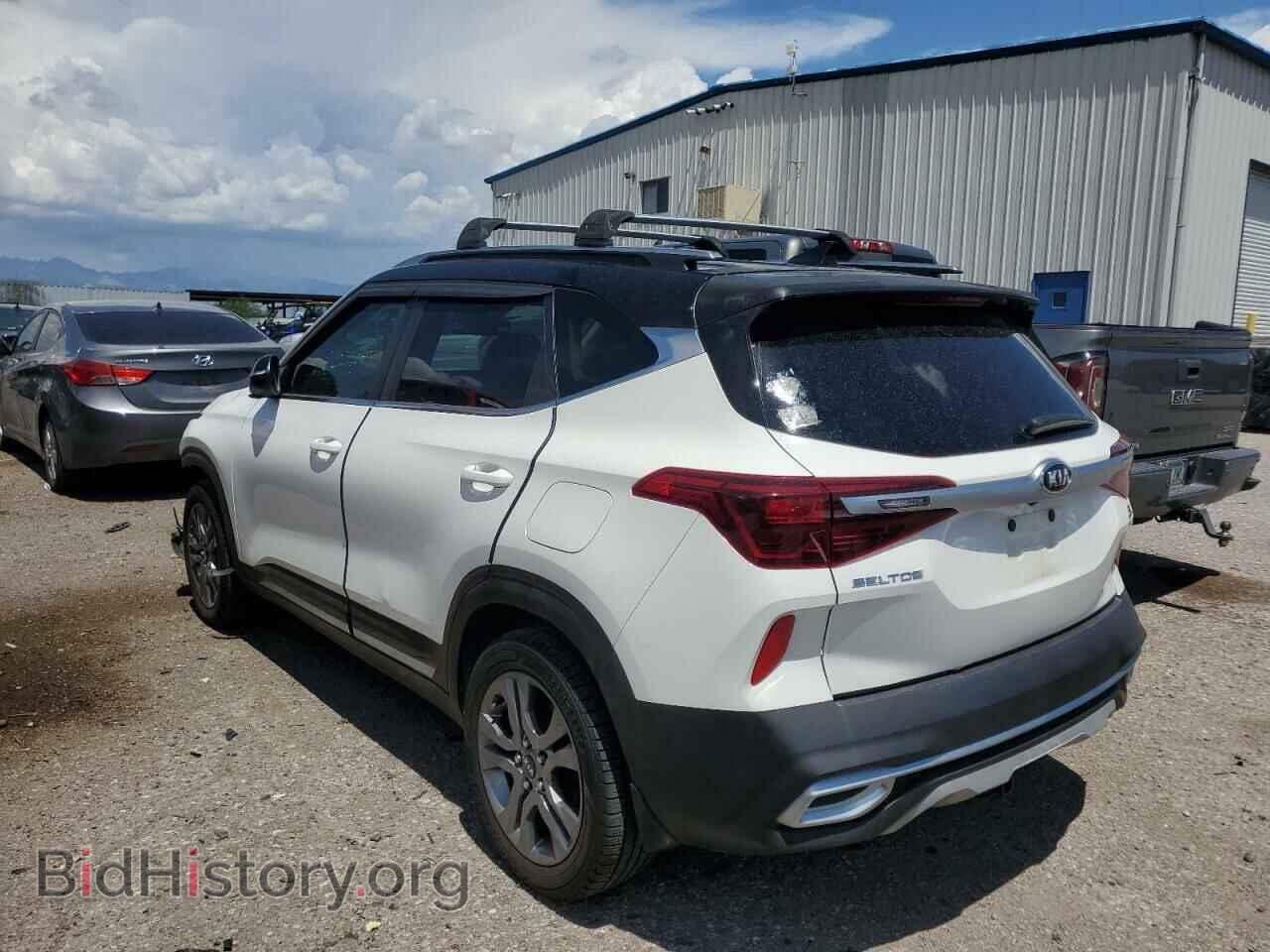 2021 KIA SELTOS - VIN: KNDEU2AA9M7111284 - Фото 2