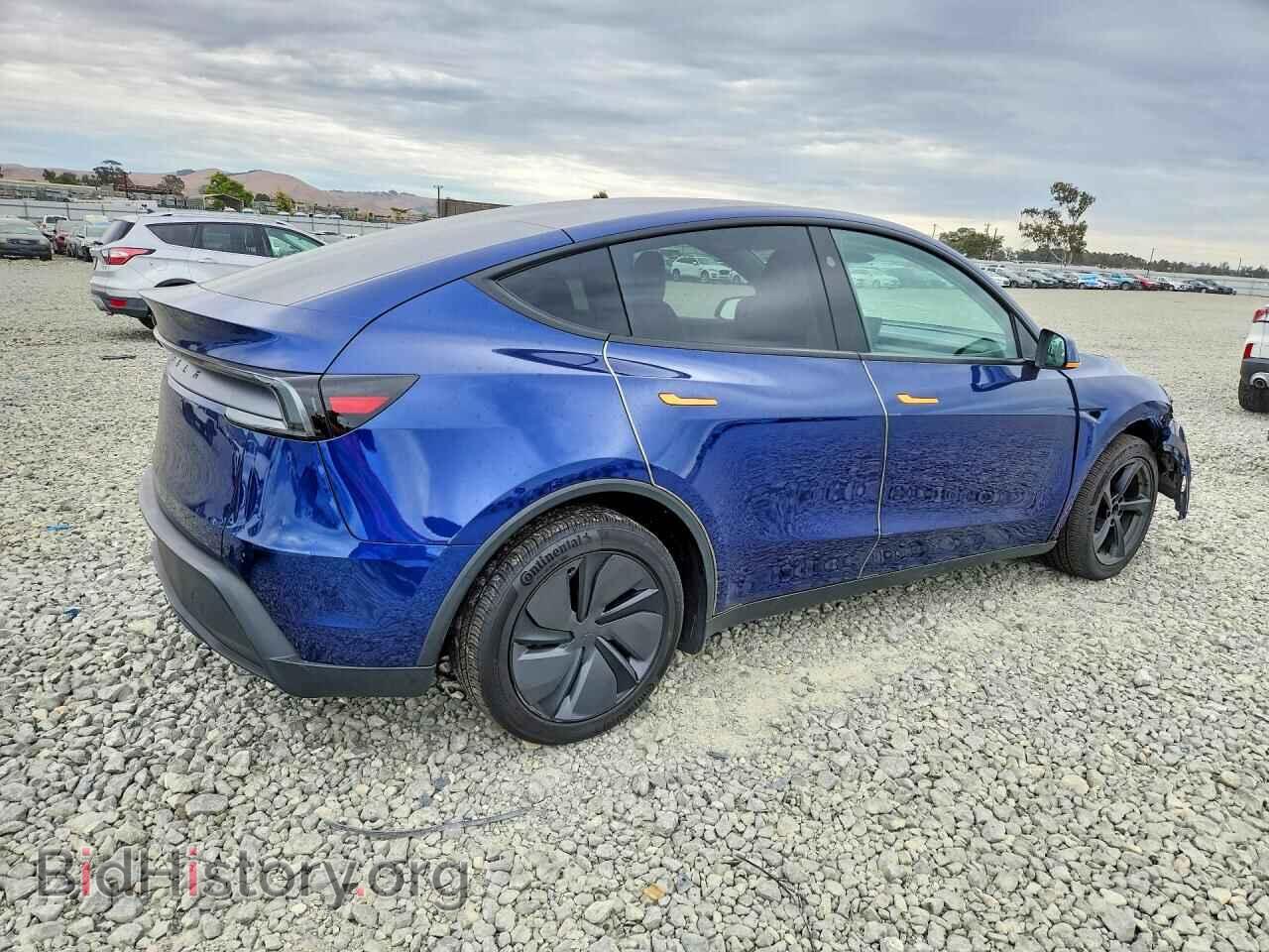 2026 TESLA MODEL Y - VIN: 7SAYGDED1TF542640 - Photo 3