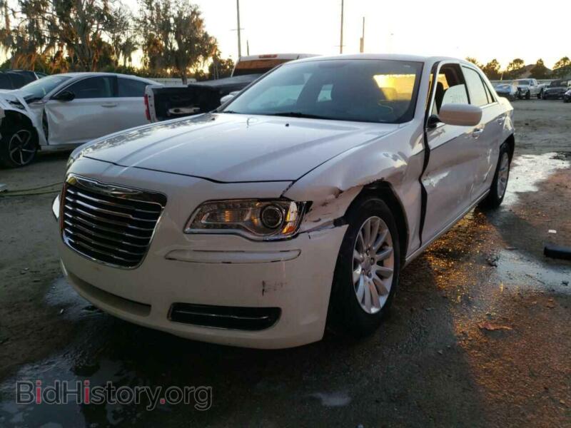 2012 Chrysler 300 (VIN 2C3CCAAG9CH181402) — photo 2 of 10