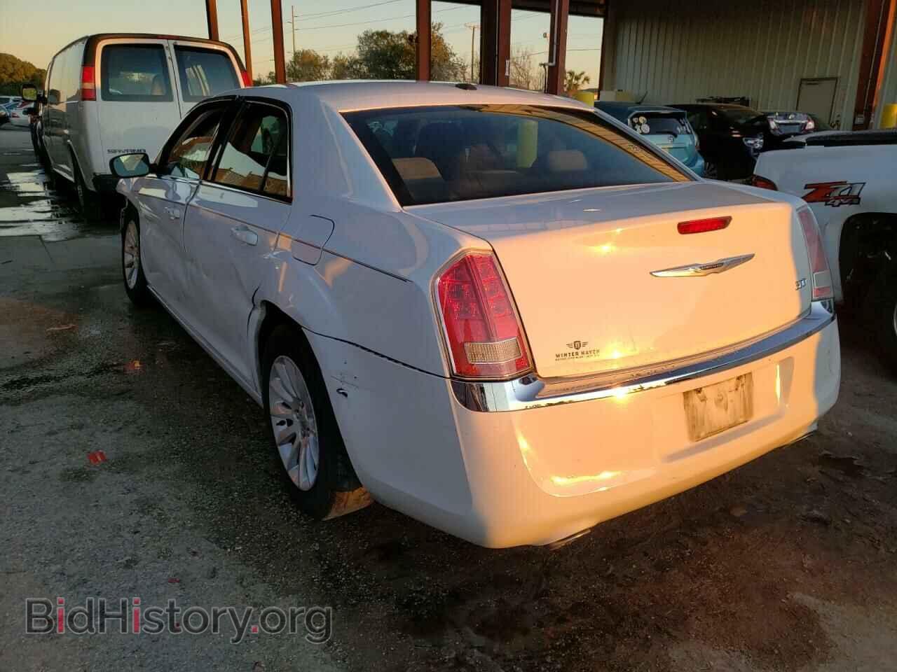 2012 CHRYSLER 300 - VIN: 2C3CCAAG9CH181402 - Фото 3