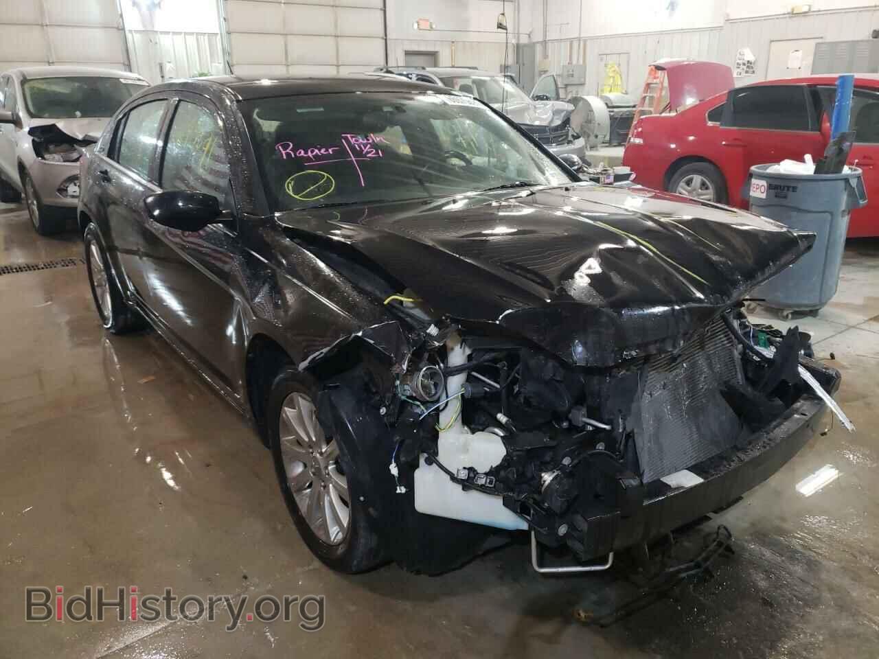 Фотография 1C3CCBBB7DN695234 - CHRYSLER 200 2013
