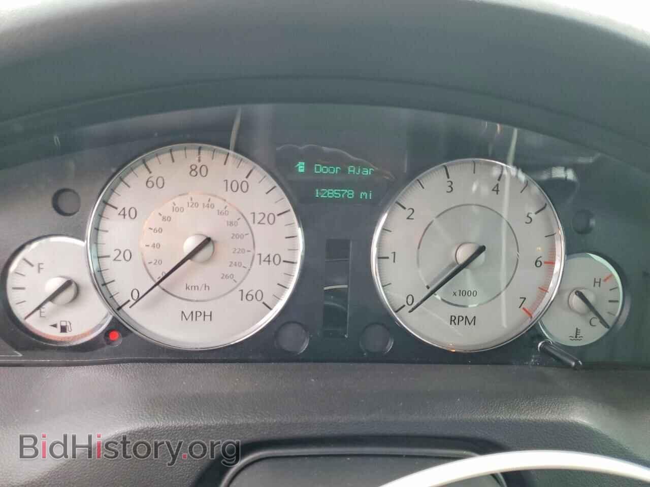 2008 CHRYSLER 300 - VIN: 2C3KA63H18H140239 - Photo 9