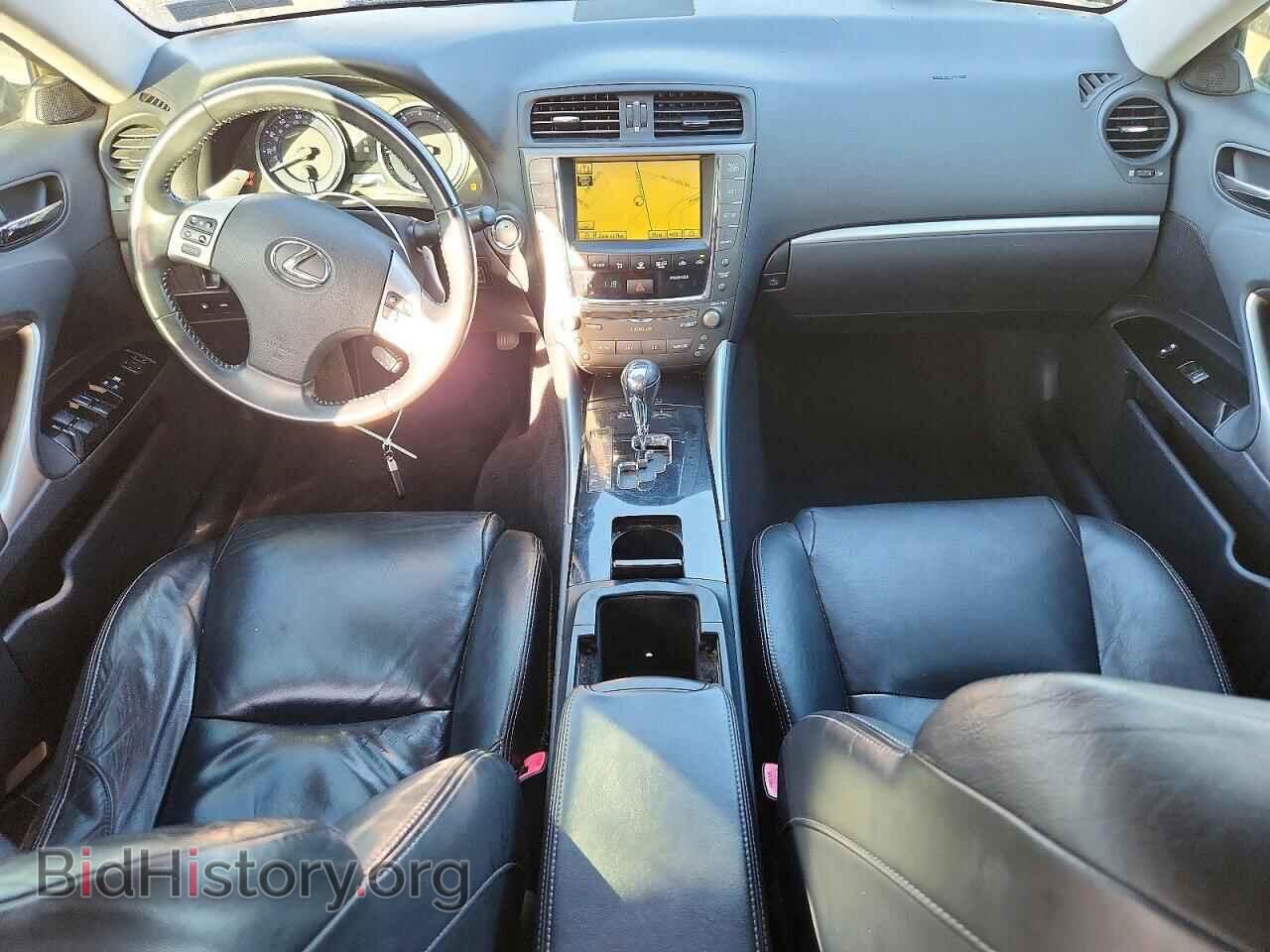 2011 LEXUS IS - VIN: JTHCF5C28B5048100 - Photo 8