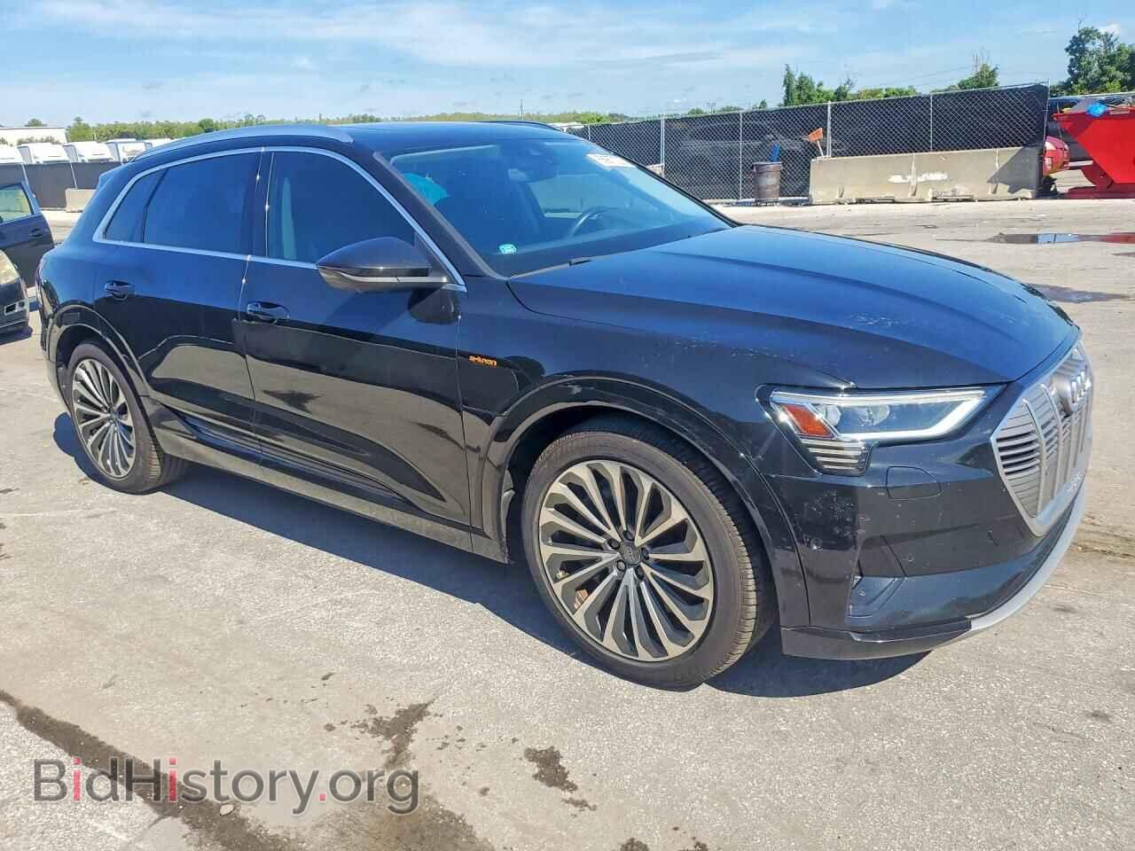 2019 AUDI E-TRON - VIN: WA1VAAGE0KB021989 - Photo 4