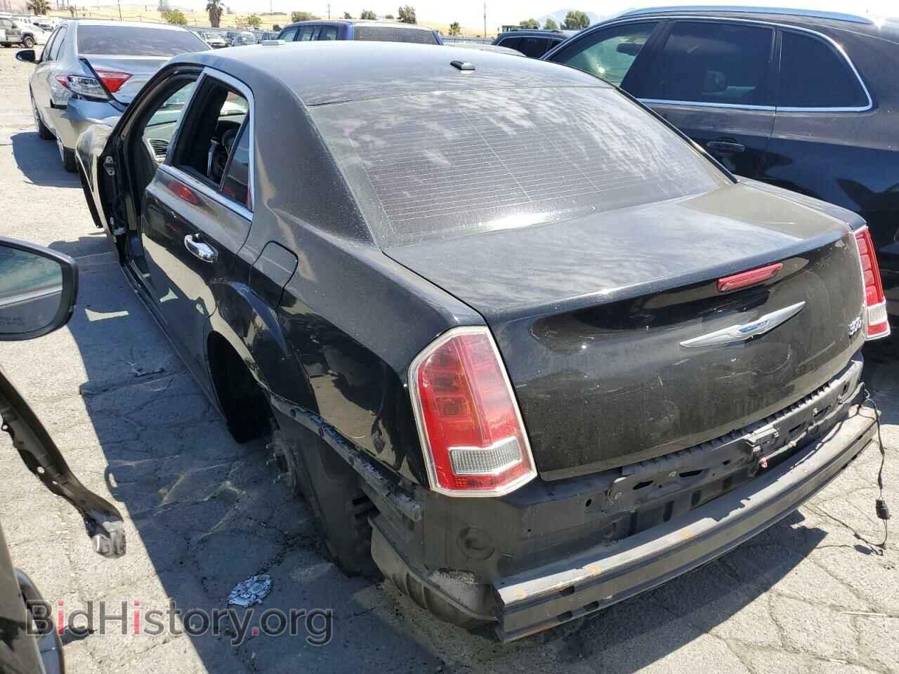 2014 CHRYSLER 300 - VIN: 2C3CCAAG2EH345849 - Фото 2