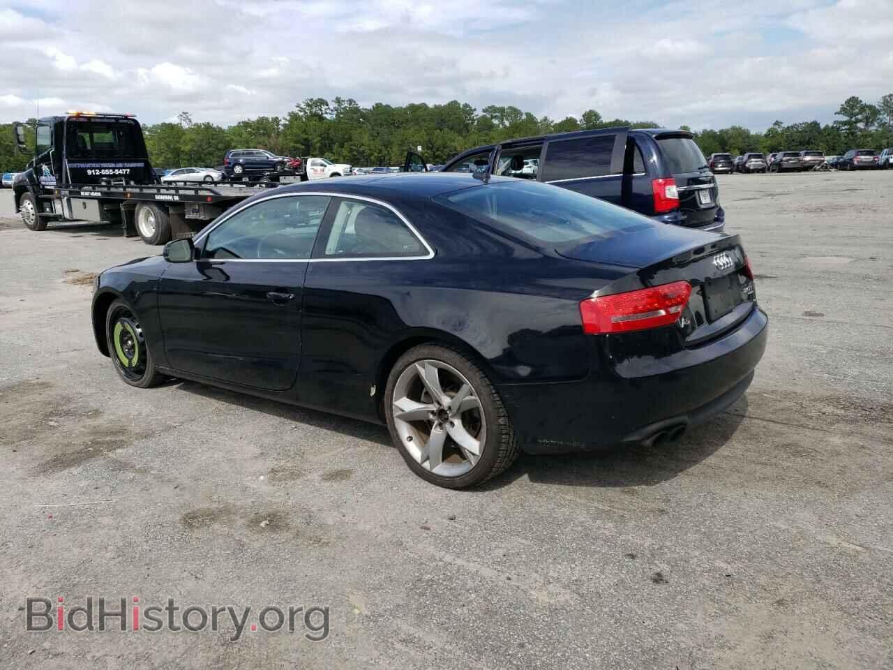 2010 AUDI A5 - VIN: WAULFAFR9AA049682 - Фото 2