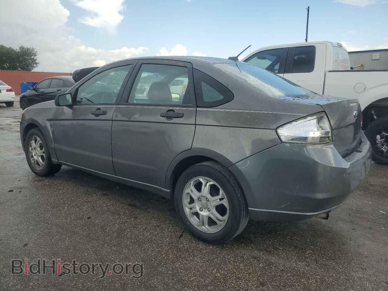 2011 FORD FOCUS - VIN: 1FAHP3FN7BW158330 - Фото 2