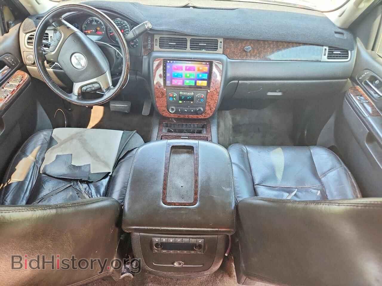 2011 GMC YUKON - VIN: 1GKS2EEF6BR200879 - Photo 8